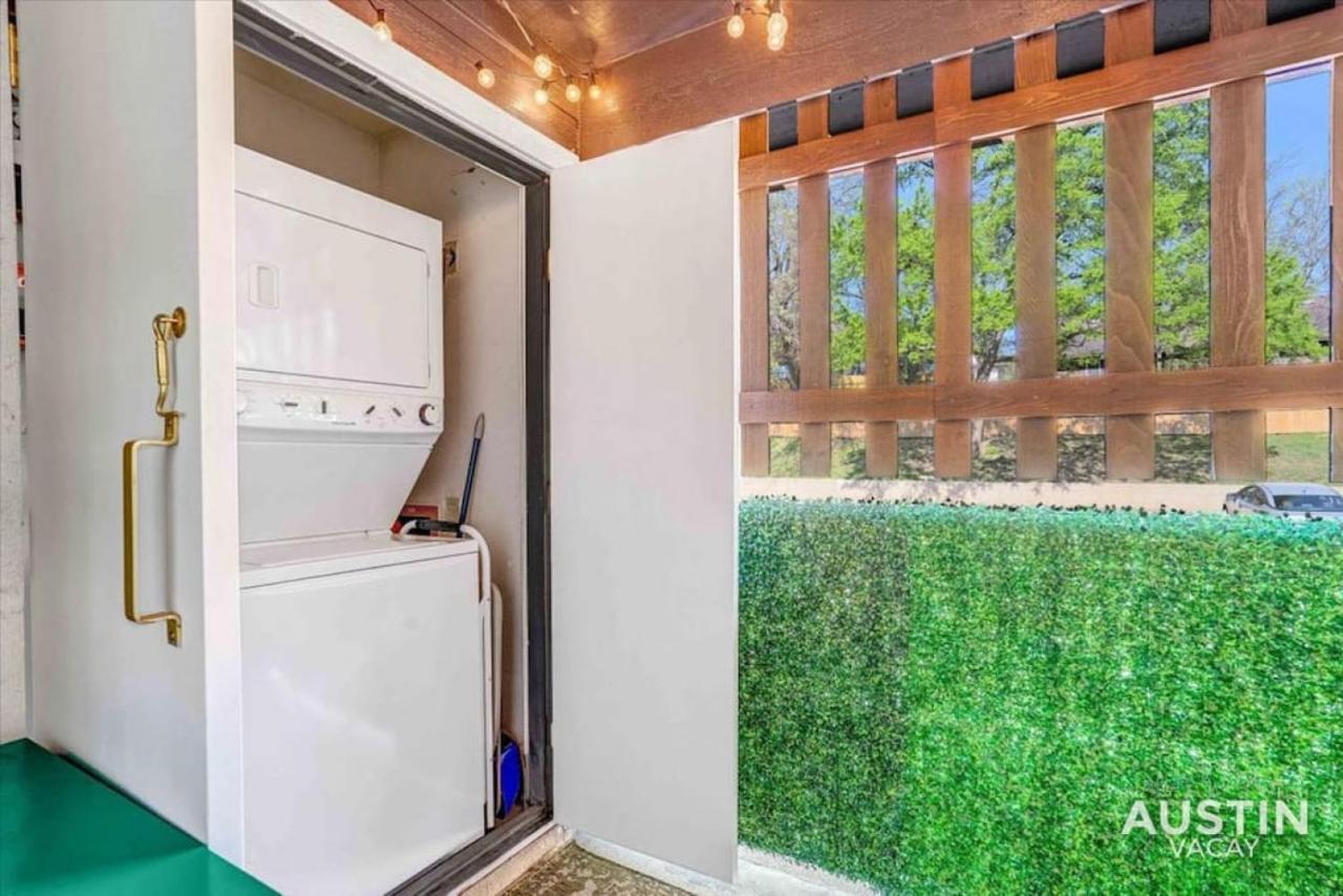 Cool Down On Riverside Free Parking And Shared Pool Austin Exterior foto